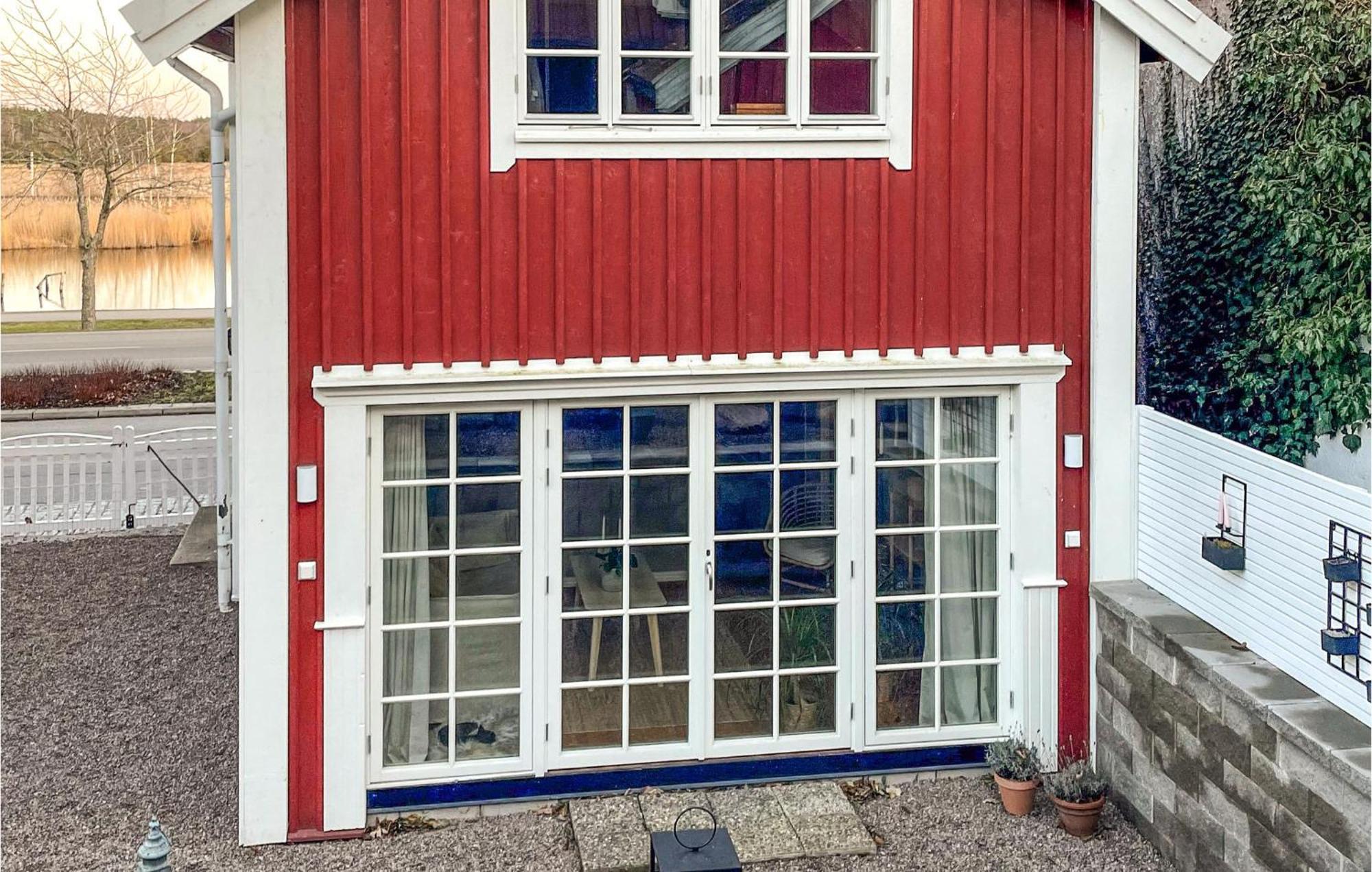 1 Bedroom Lovely Home In Moensteras Exterior foto